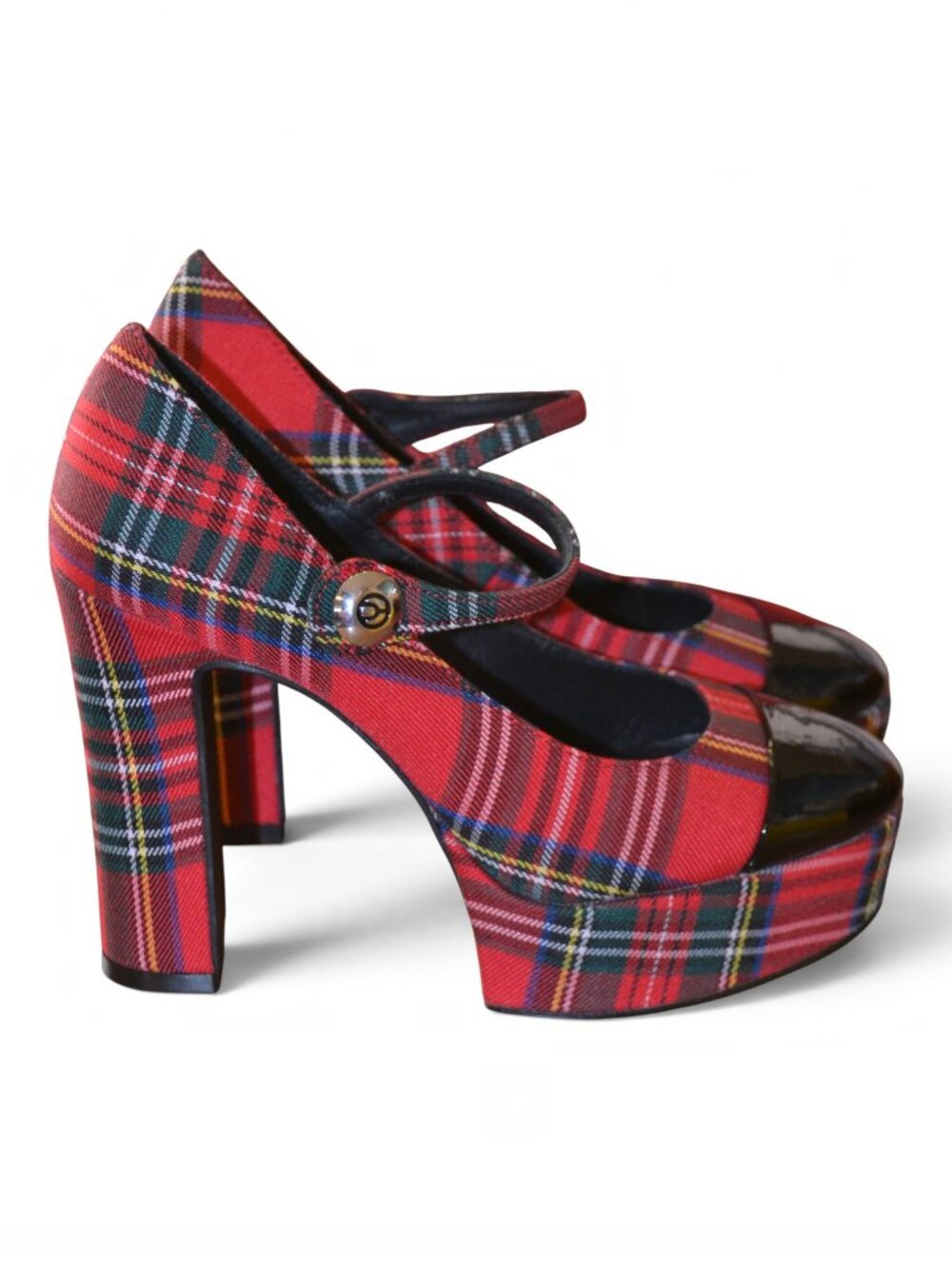 NEW Classic & Sassy Wishbone Kyle Red Plaid Platform Mary Jane Chunk Heels Sz 4